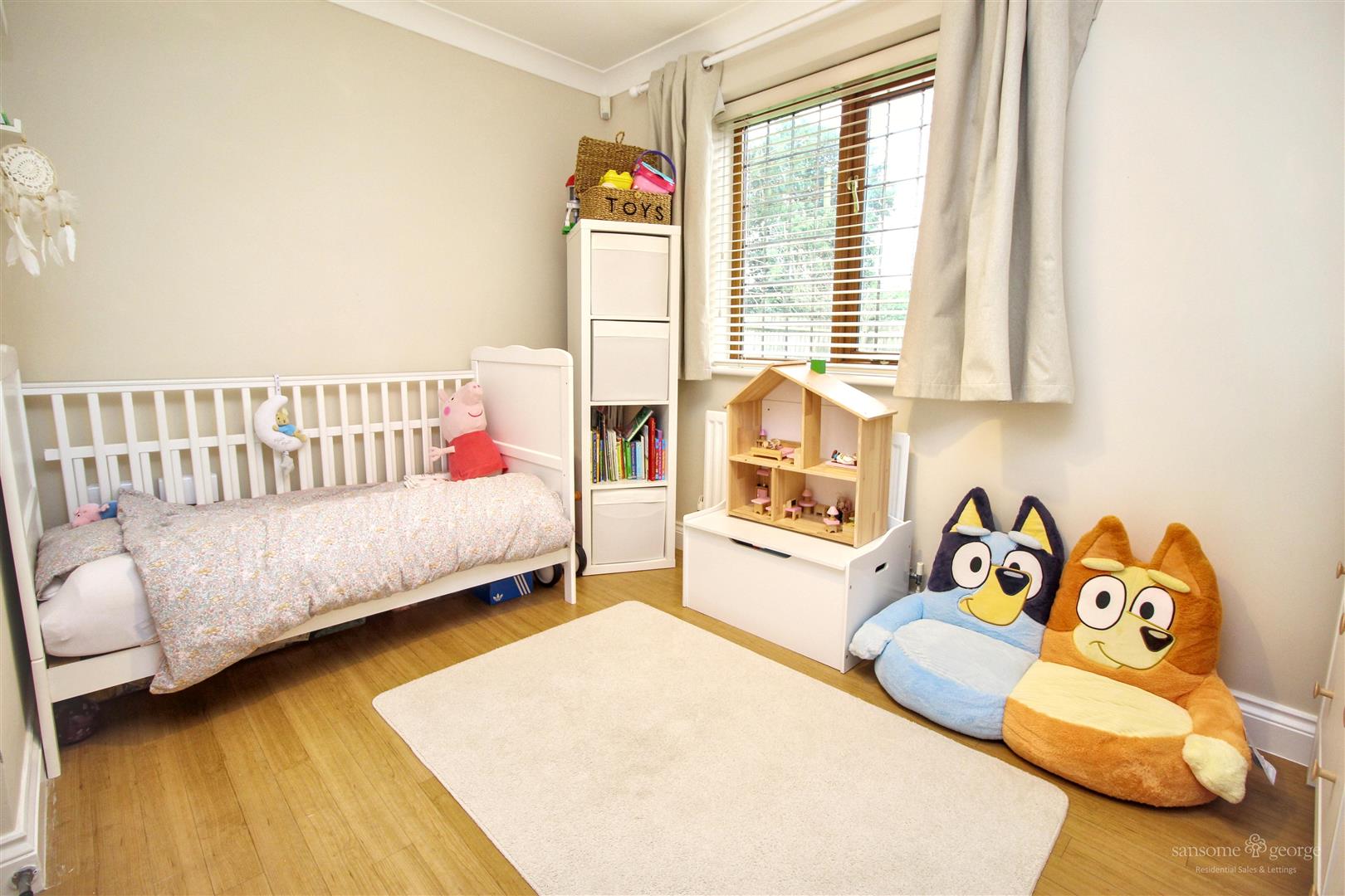 Denefield Gardens, Tilehurst, Reading